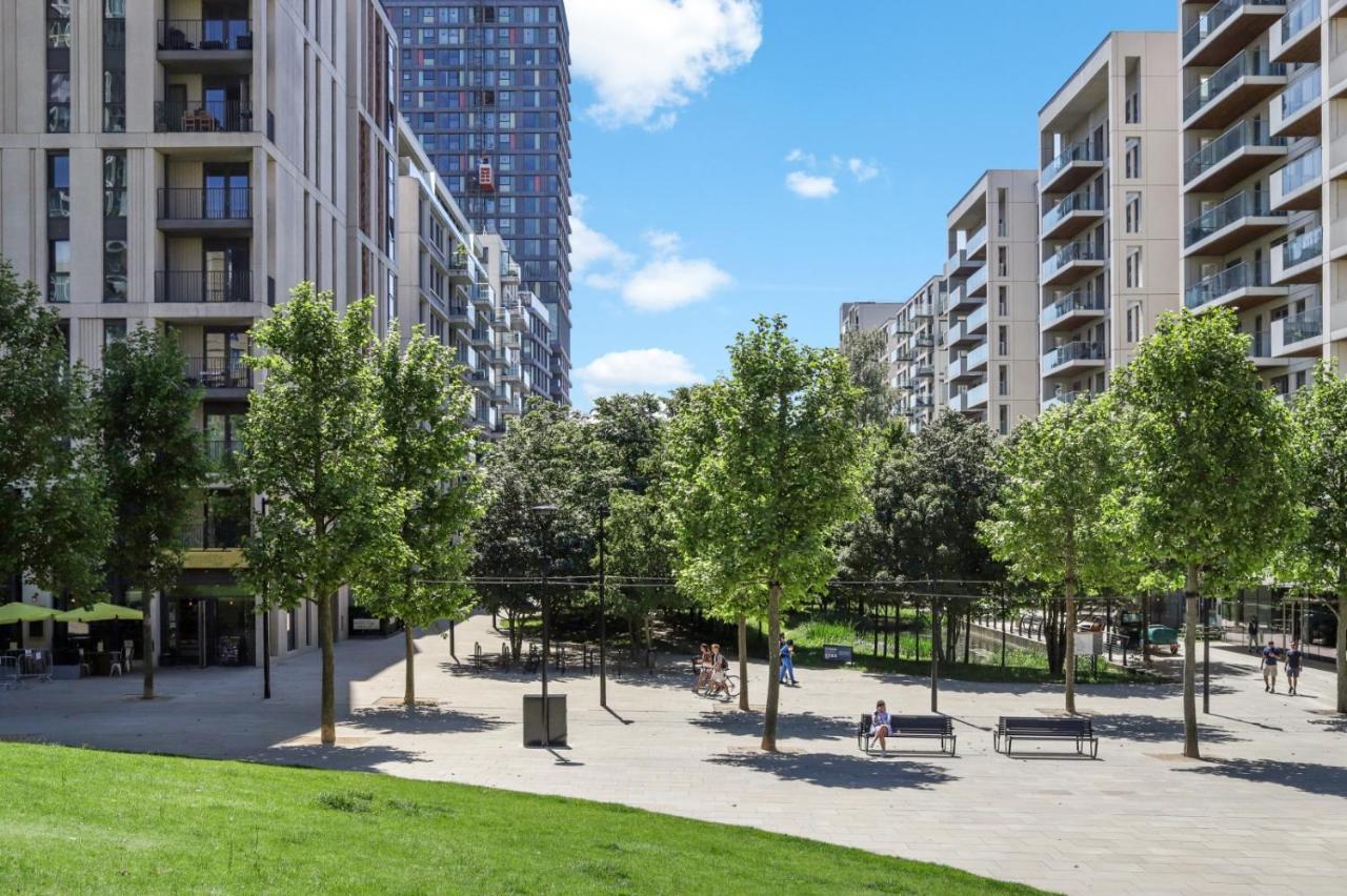 Ellie N Conys 3 Bedroom Apartment With 2 Bathrooms, An Ensuite, Kitchen And Balcony In Stratford Westfield Londra Exterior foto
